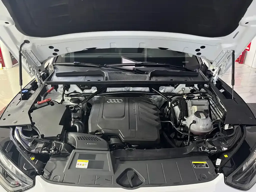 Audi Q5L 2024 из CN, фото 4