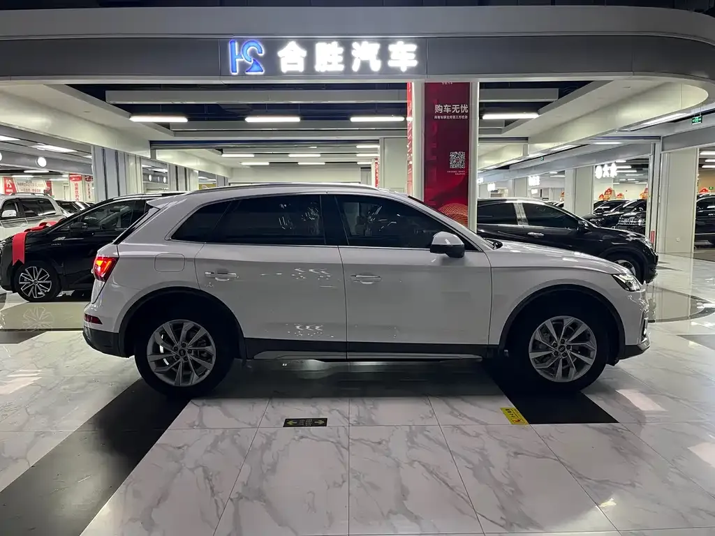 Audi Q5L 2024 из CN, фото 7
