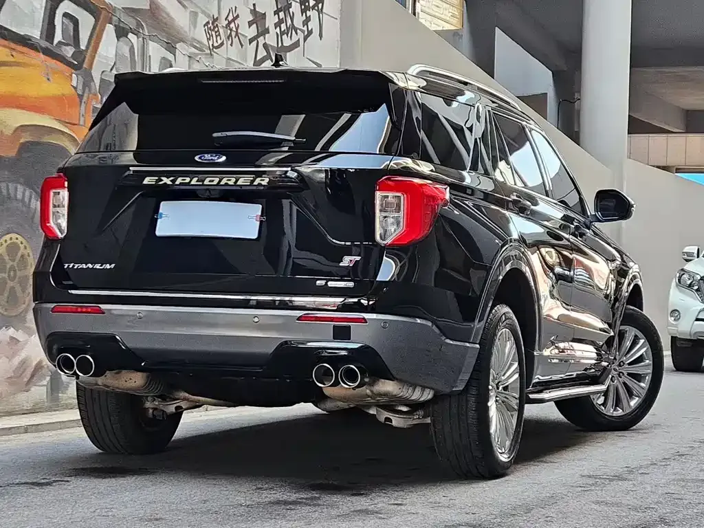 Ford Explorer 2021 из CN, фото 6