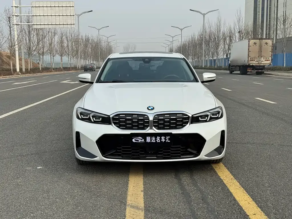 BMW 3 Series 2025 из CN, фото 8