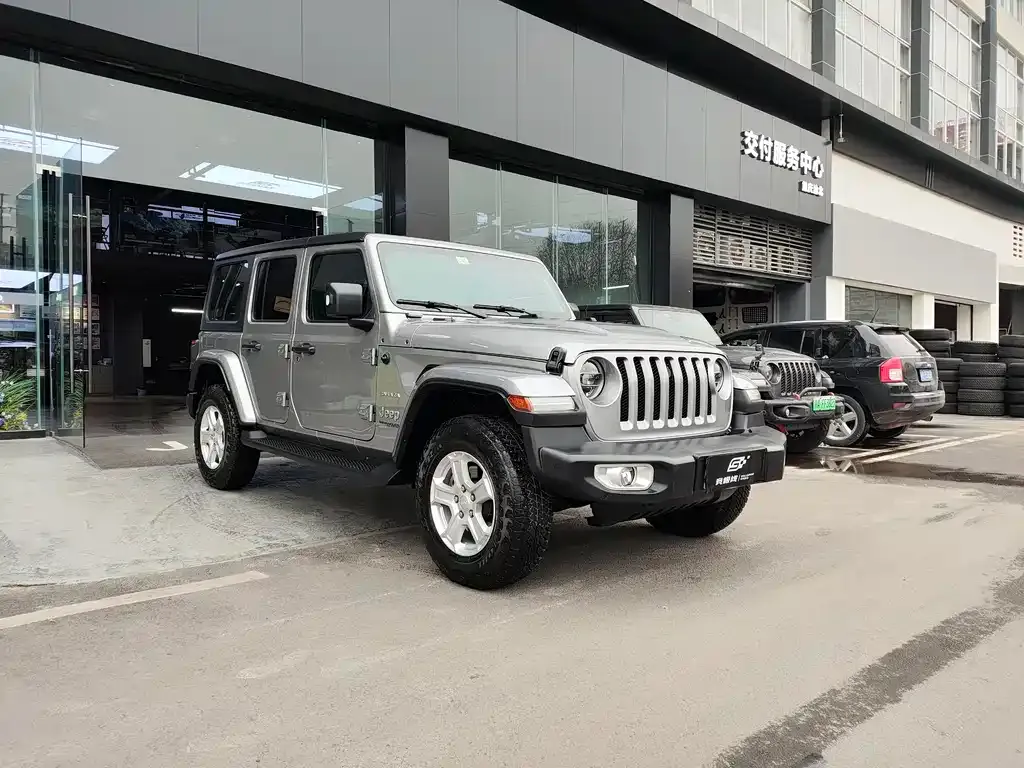 Jeep Wrangler — фото 3