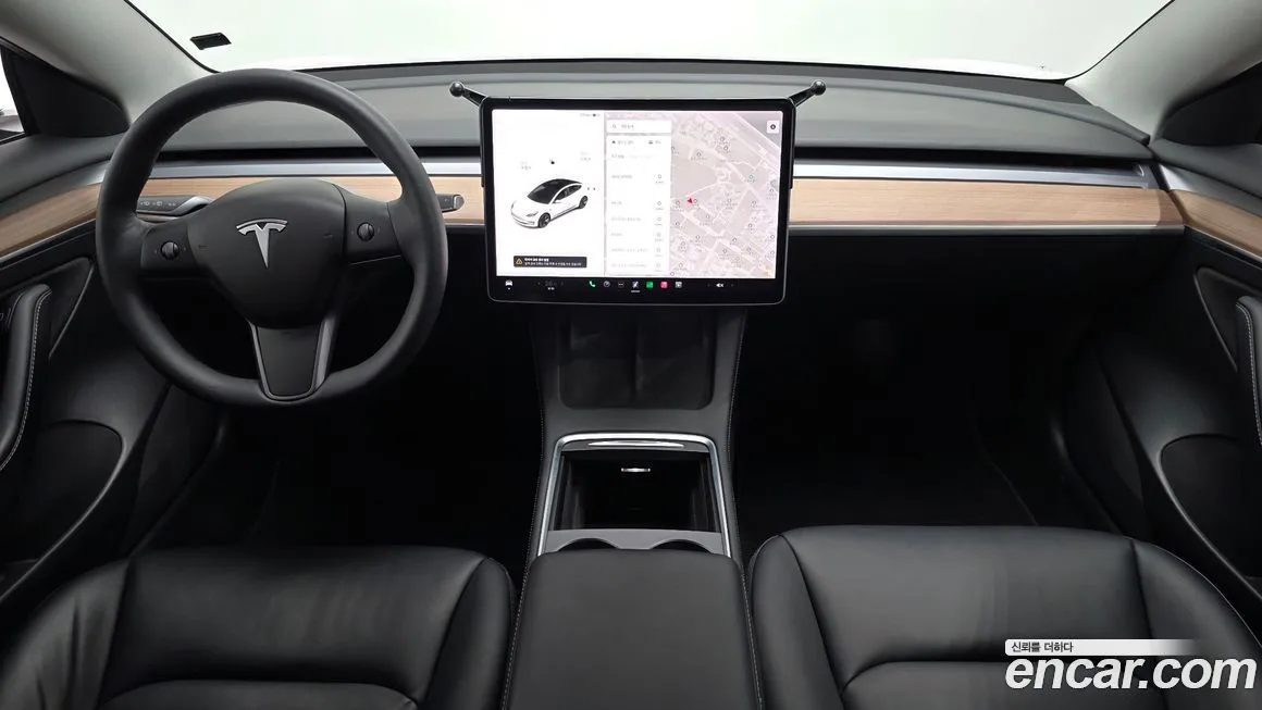 Tesla Model 3 — фото 10