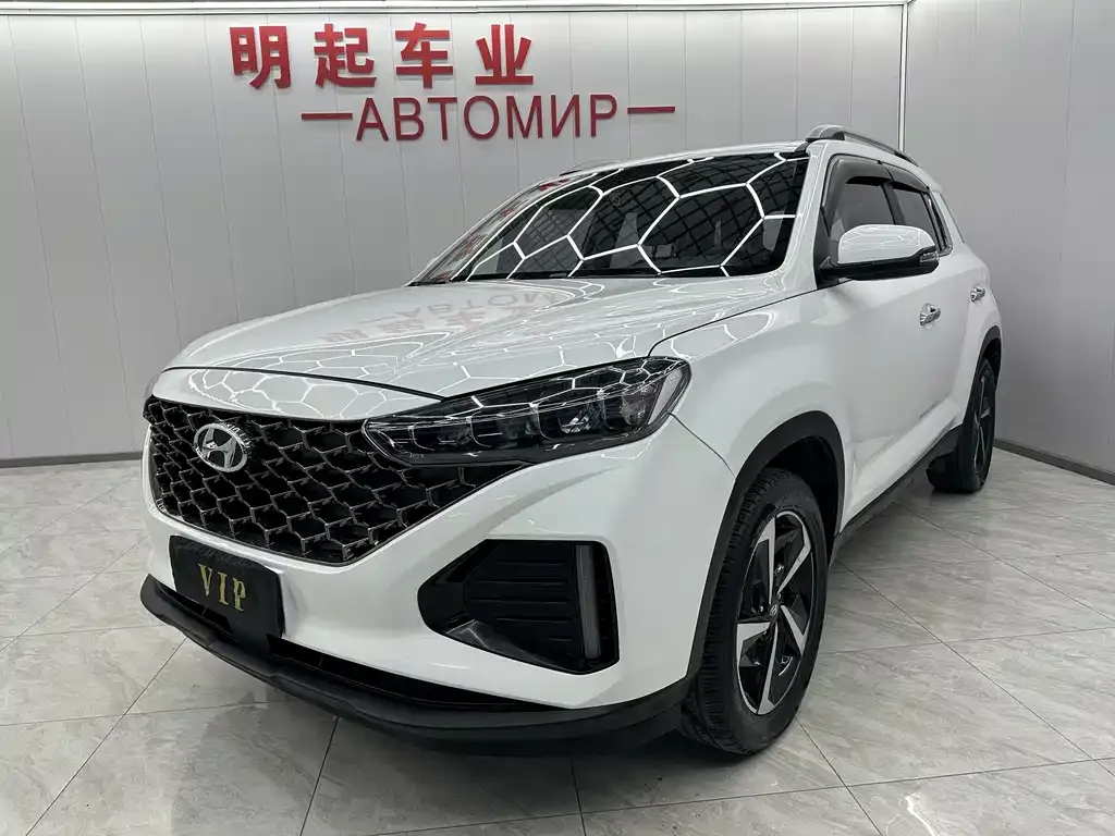 Hyundai ix35 — фото 1