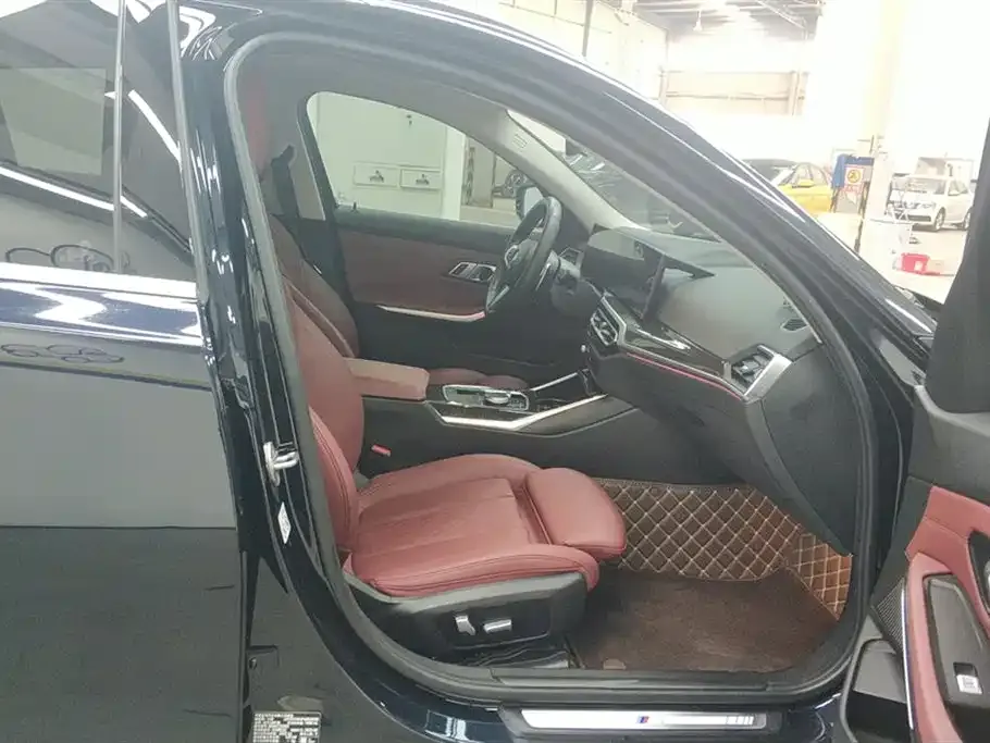 BMW 3 Series 2023 из CN, фото 8