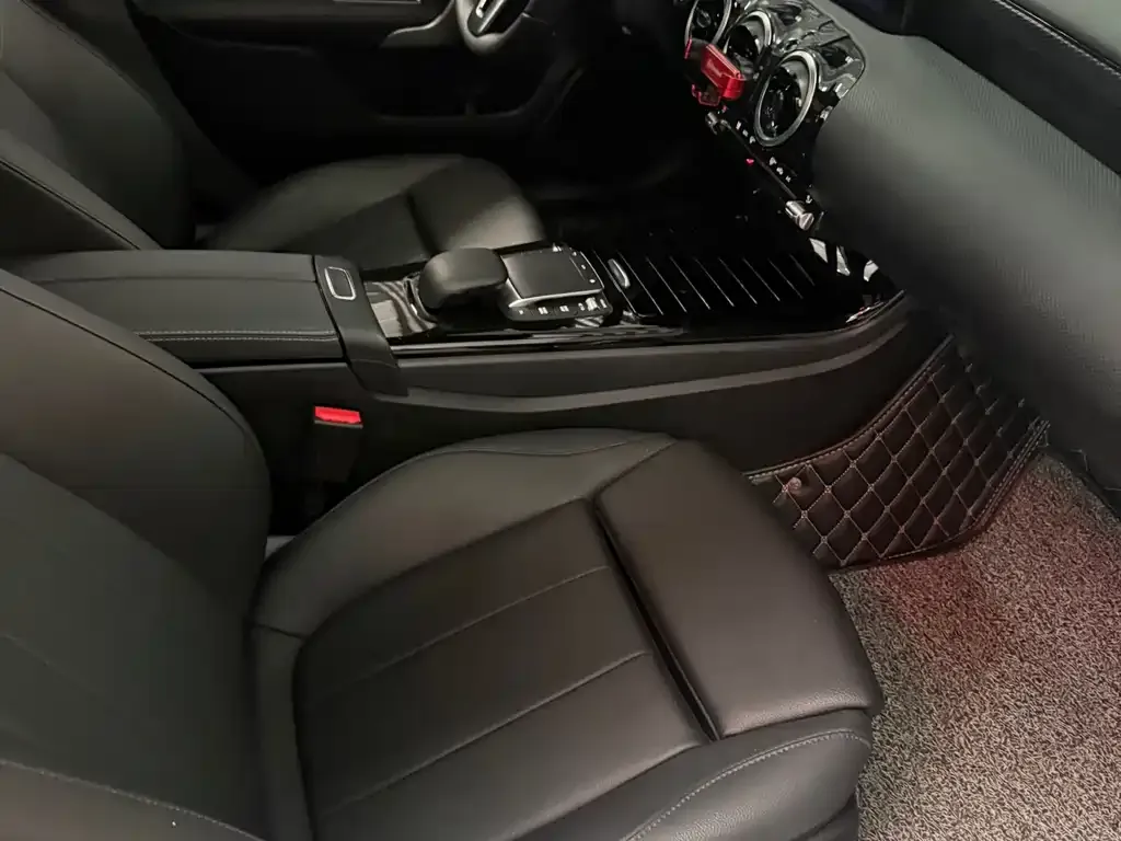 Mercedes-Benz A-Class 2021 из CN, фото 5