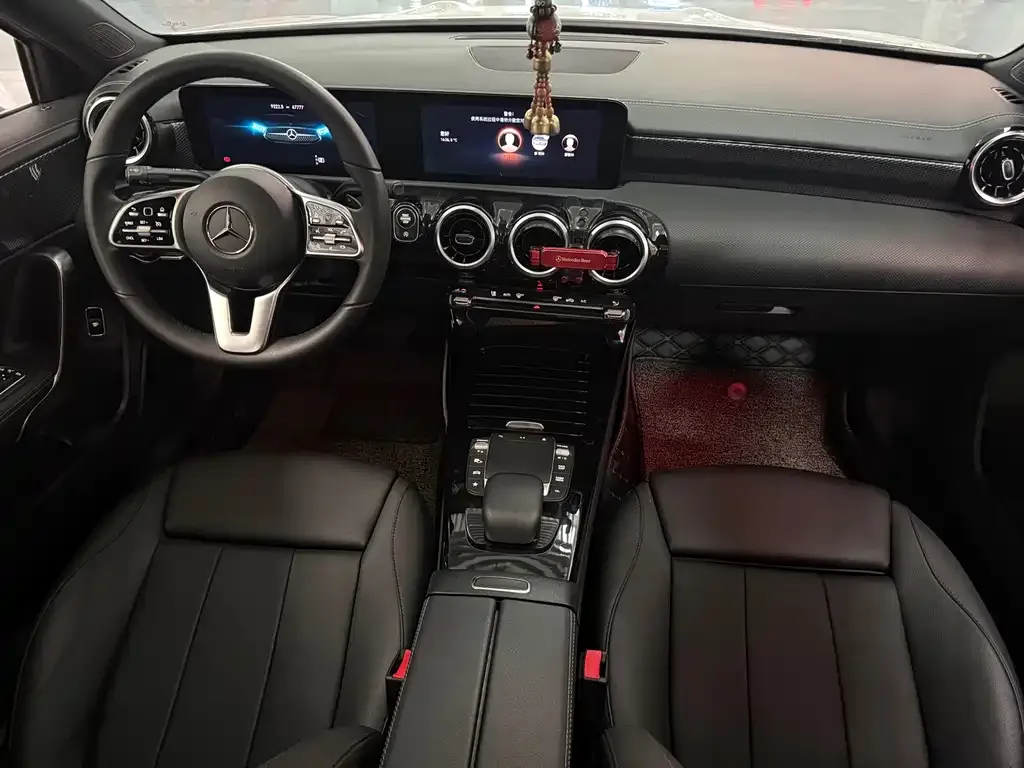 Mercedes-Benz A-Class 2021 из CN, фото 3