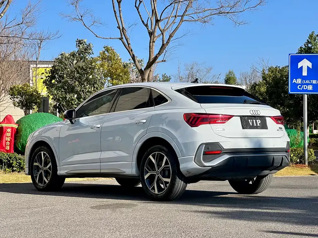 Audi Q3 Sportback 2021 из CN, фото 8