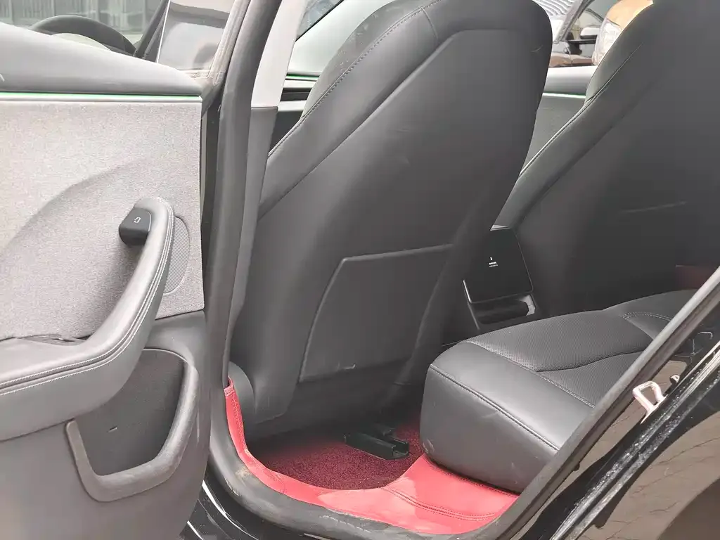 Tesla Model 3 2024 из CN, фото 5