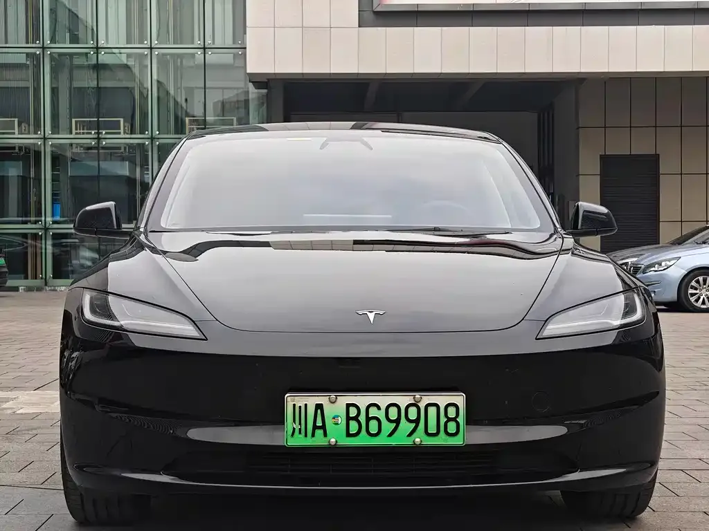 Tesla Model 3 2024 из CN, фото 10