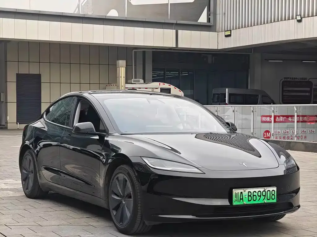 Tesla Model 3 2024 из CN, фото 6