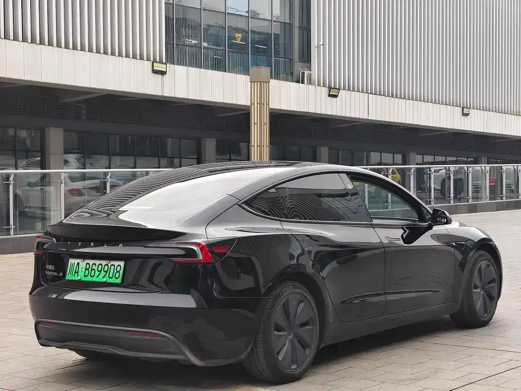 Tesla Model 3 2024 из CN, фото 7