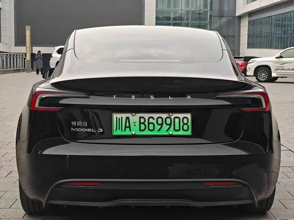 Tesla Model 3 2024 из CN, фото 3