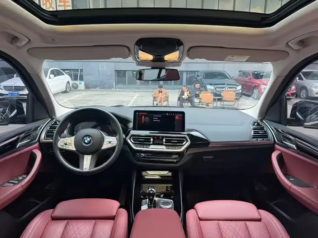BMW X3 2024 из CN, фото 2