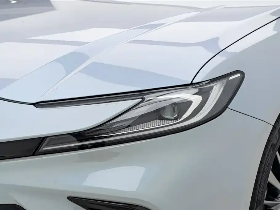 Toyota Camry 2024 из CN, фото 8