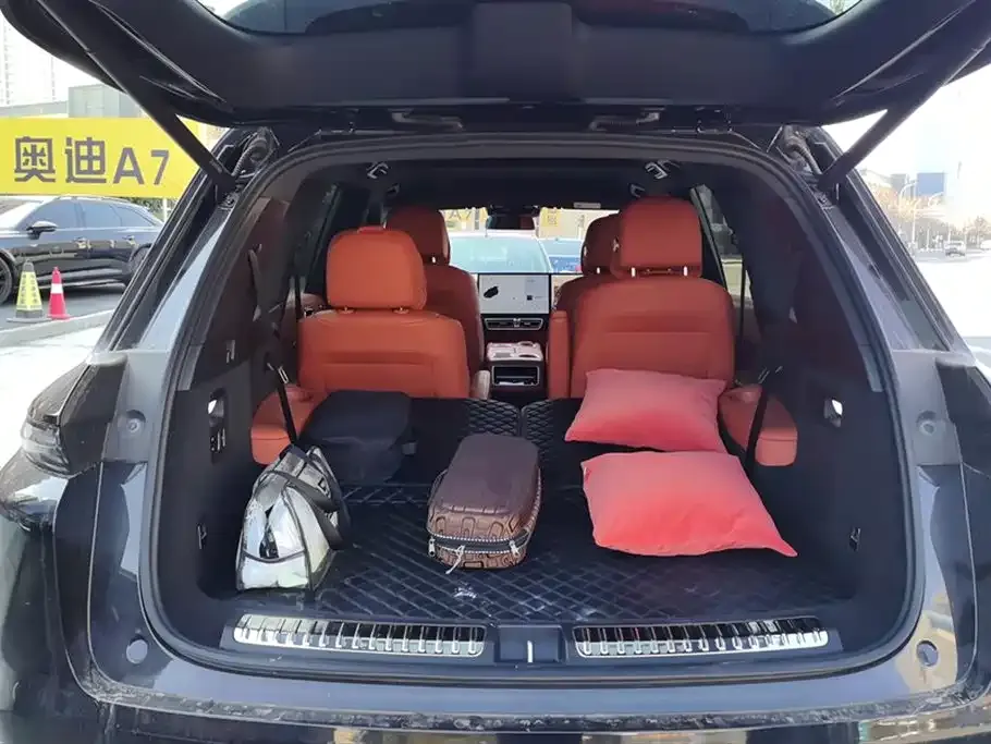 Li Auto L8 2024 из CN, фото 9