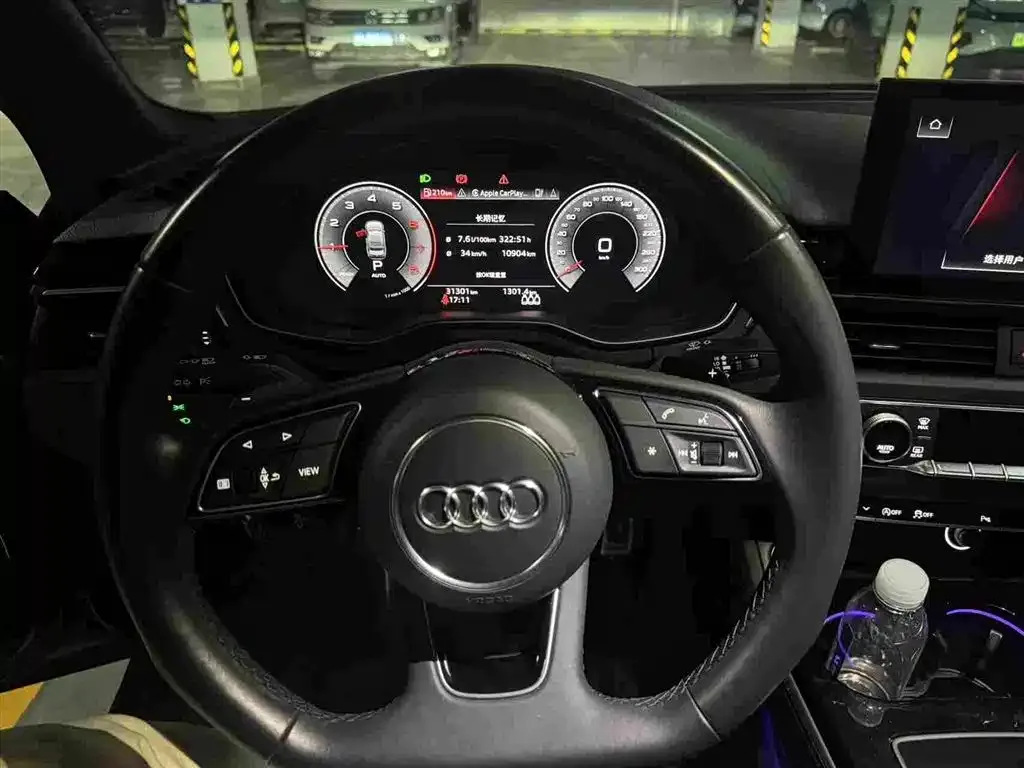 Audi A4L 2023 из CN, фото 2