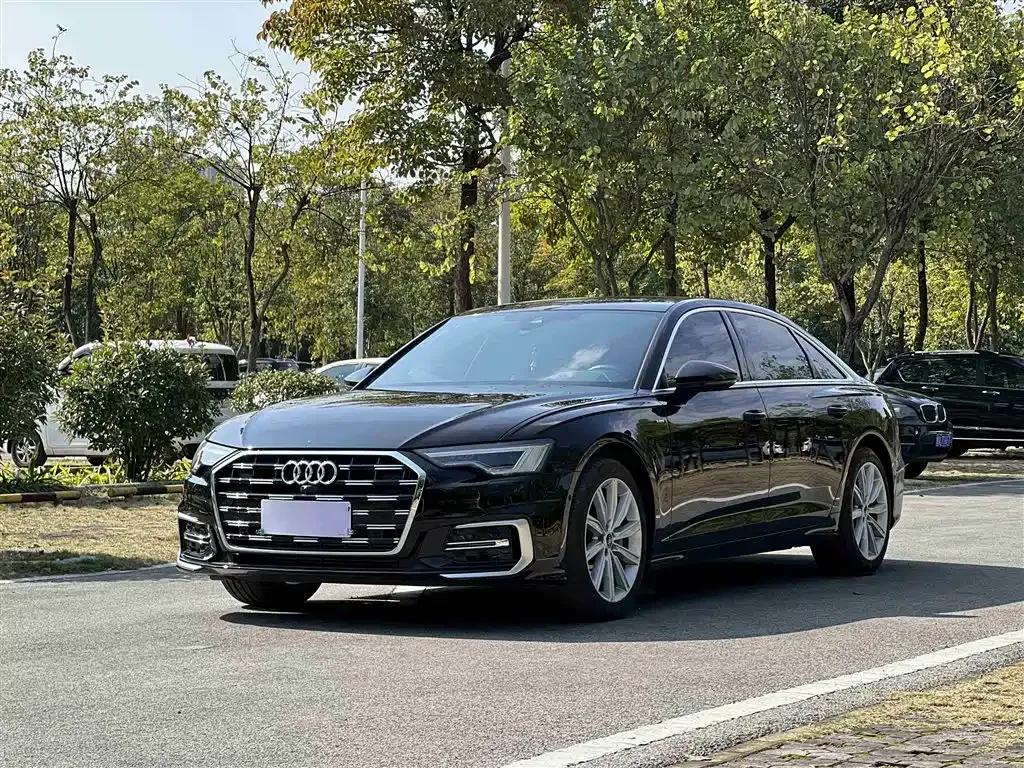 Audi A6L 2025 из CN, фото 1