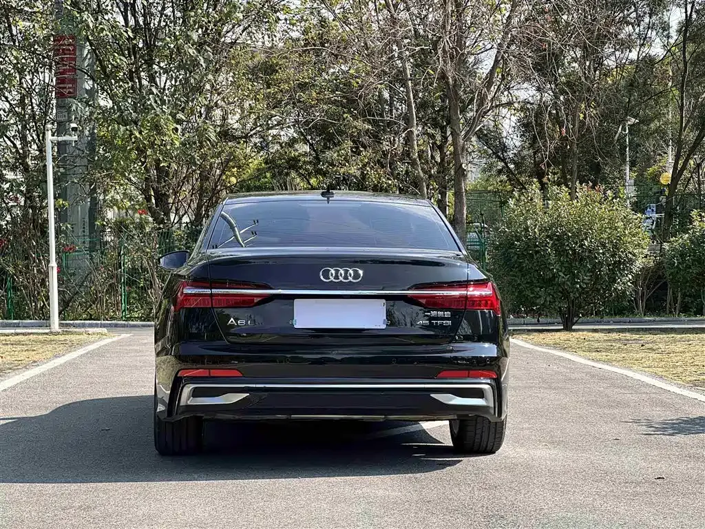 Audi A6L 2025 из CN, фото 5