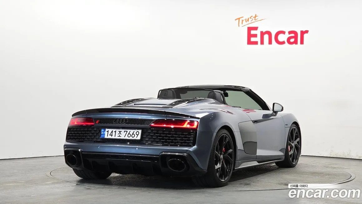 Audi R8 2021 из KR, фото 4