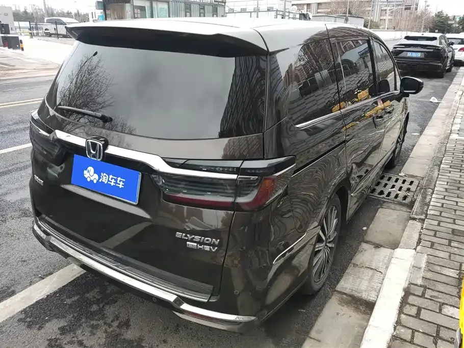 Honda Elysion 2022 из CN, фото 7