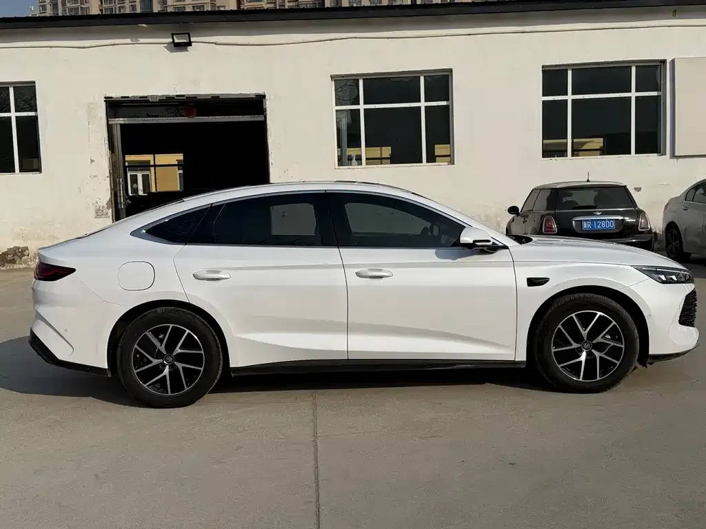 BYD Qin L 2025 из CN, фото 2