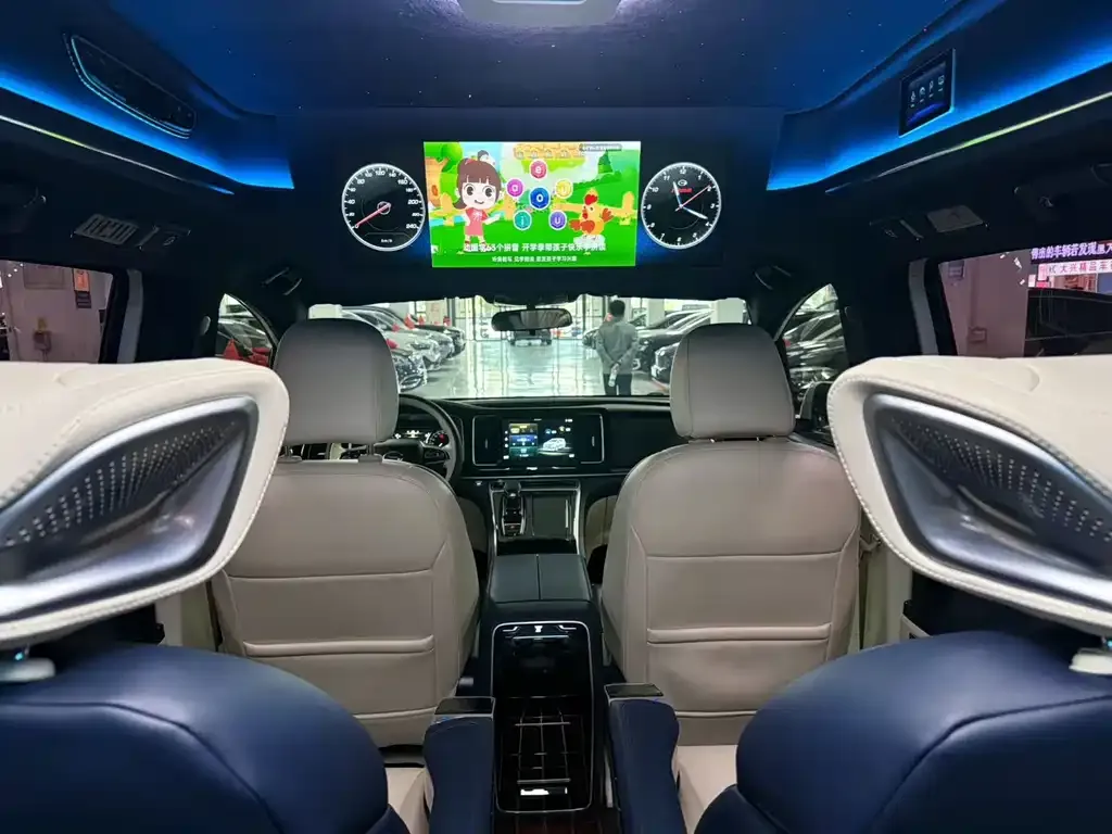 GAC Motor Trumpchi M8 — фото 8