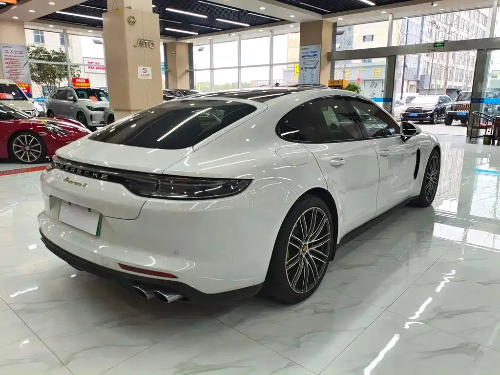 Porsche Panamera Hybrid — фото 7