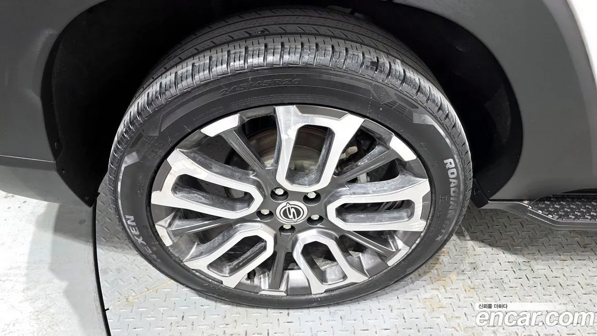 KG Mobility (Ssangyong) Torres — фото 10