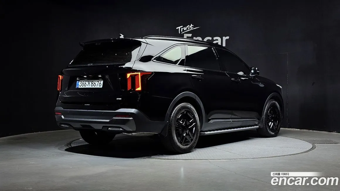 Kia Sorento — фото 5