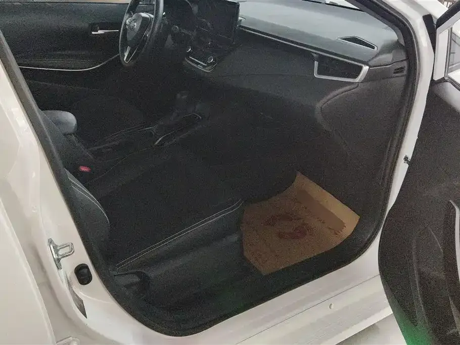 Toyota Corolla 2024 из CN, фото 9
