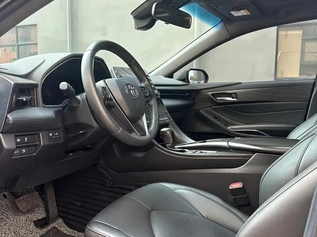 Toyota Avalon 2021 из CN, фото 2