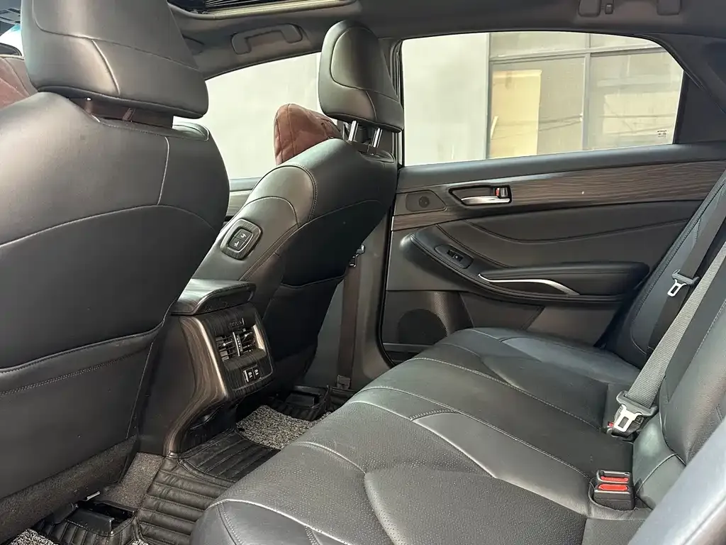 Toyota Avalon 2021 из CN, фото 6