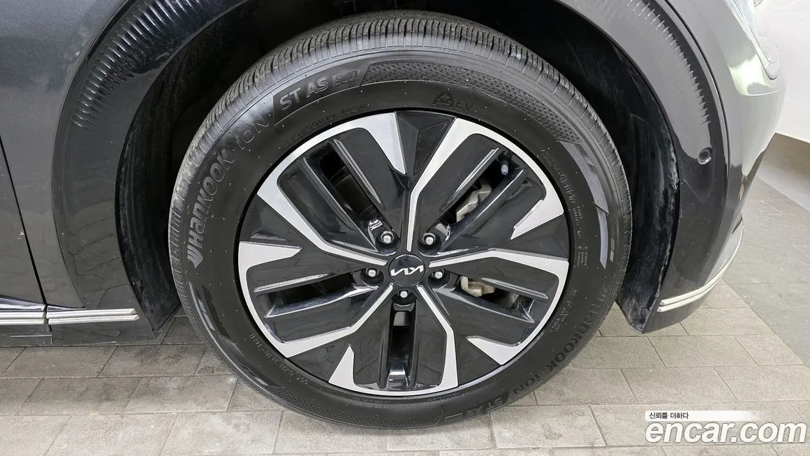 Kia EV6 — фото 6