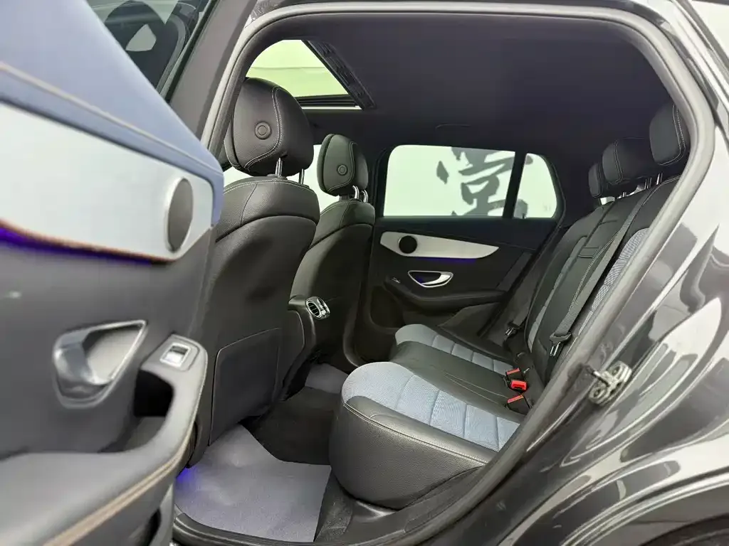 Mercedes-Benz EQC 2022 из CN, фото 8