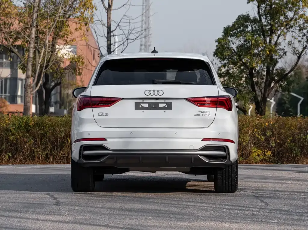 Audi Q3 2022 из CN, фото 9