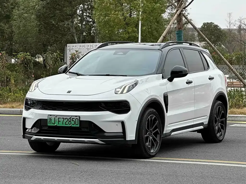 Lynk & Co 01 EM-P 2023 из CN, фото 1