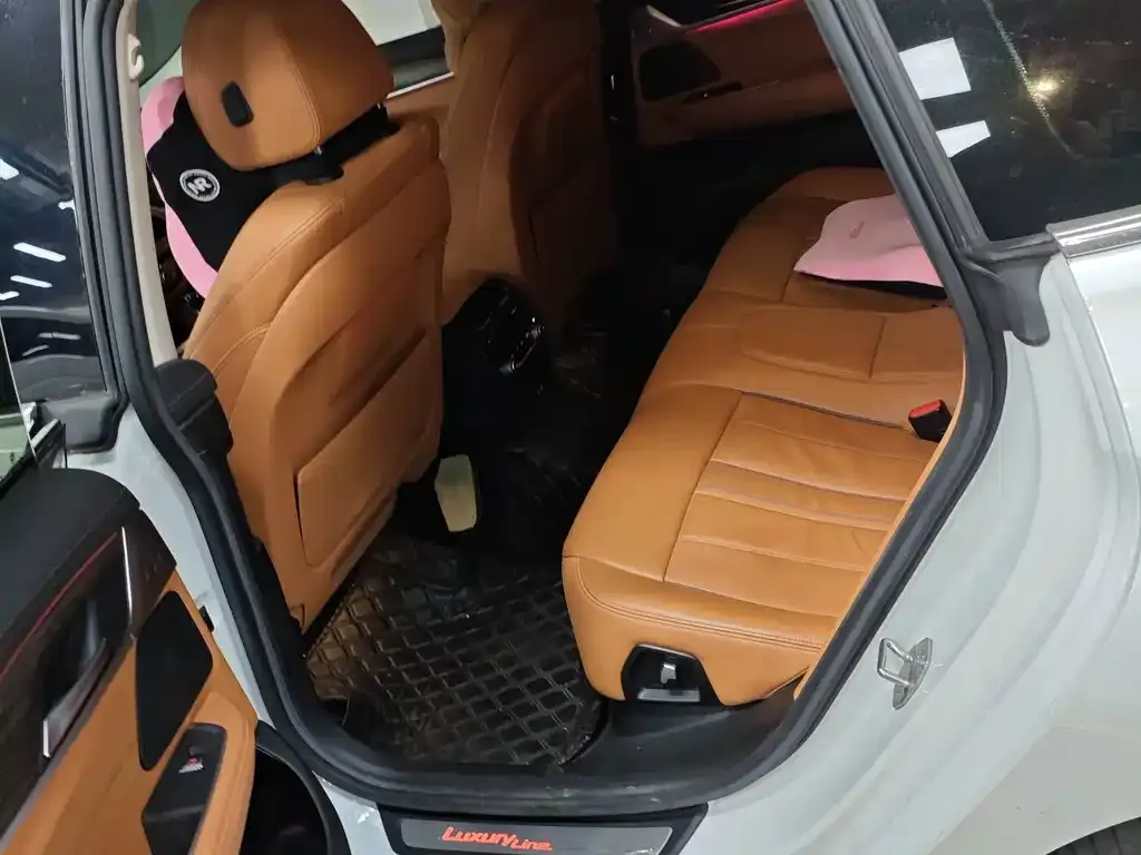 BMW 6 Series GT 2022 из CN, фото 2
