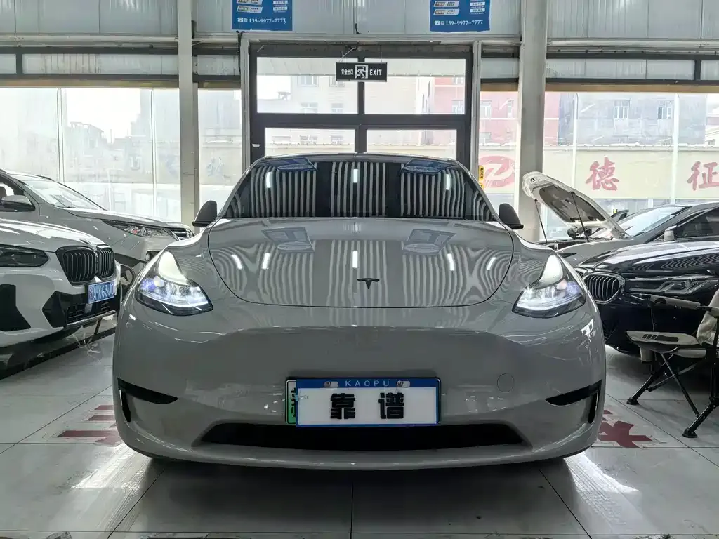 Tesla Model Y — фото 4
