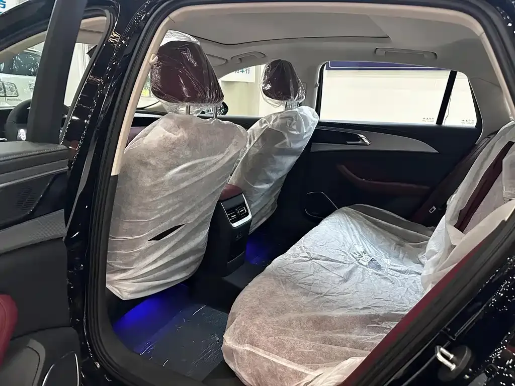 Hongqi H5 2024 из CN, фото 4