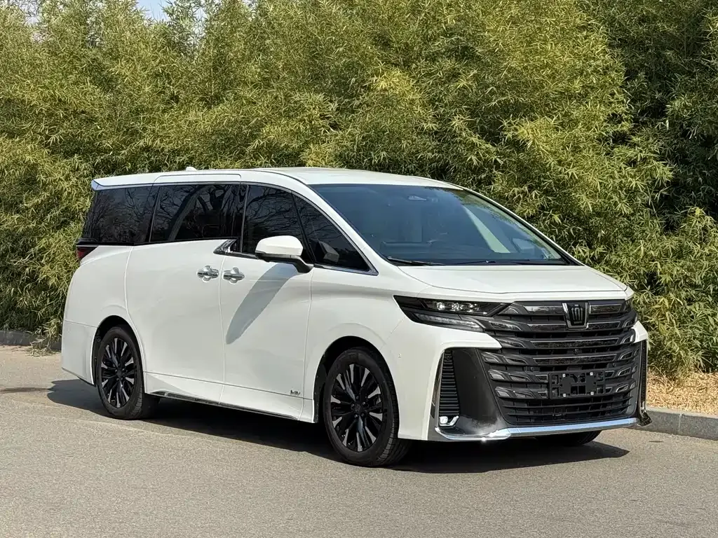 Toyota Vellfire 2024 из CN, фото 8