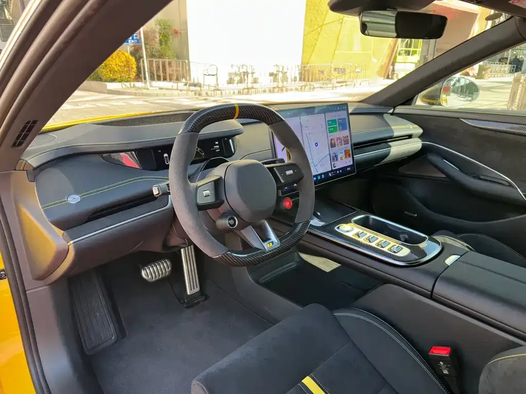 Xiaomi SU7 Ultra 2025 из CN, фото 8