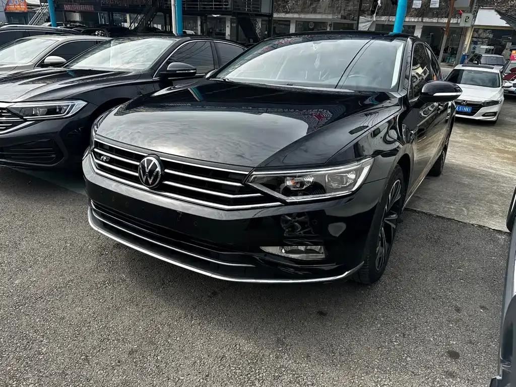 Volkswagen Magotan 2022 из CN, фото 1