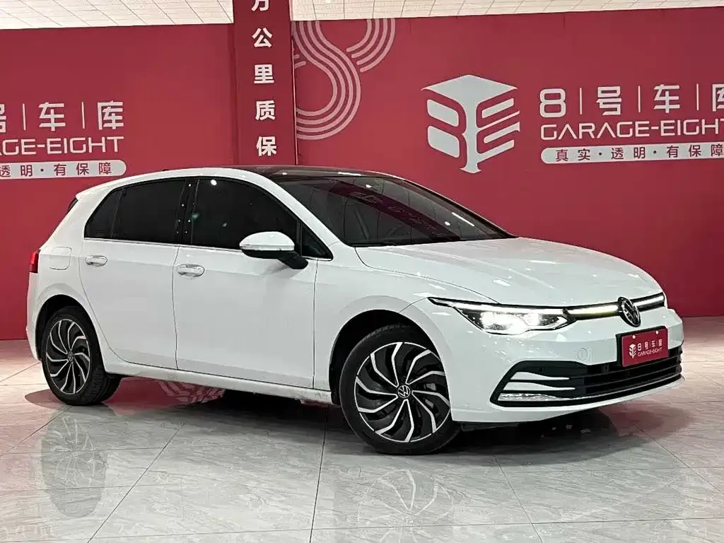 Volkswagen Golf 2024 из CN, фото 5