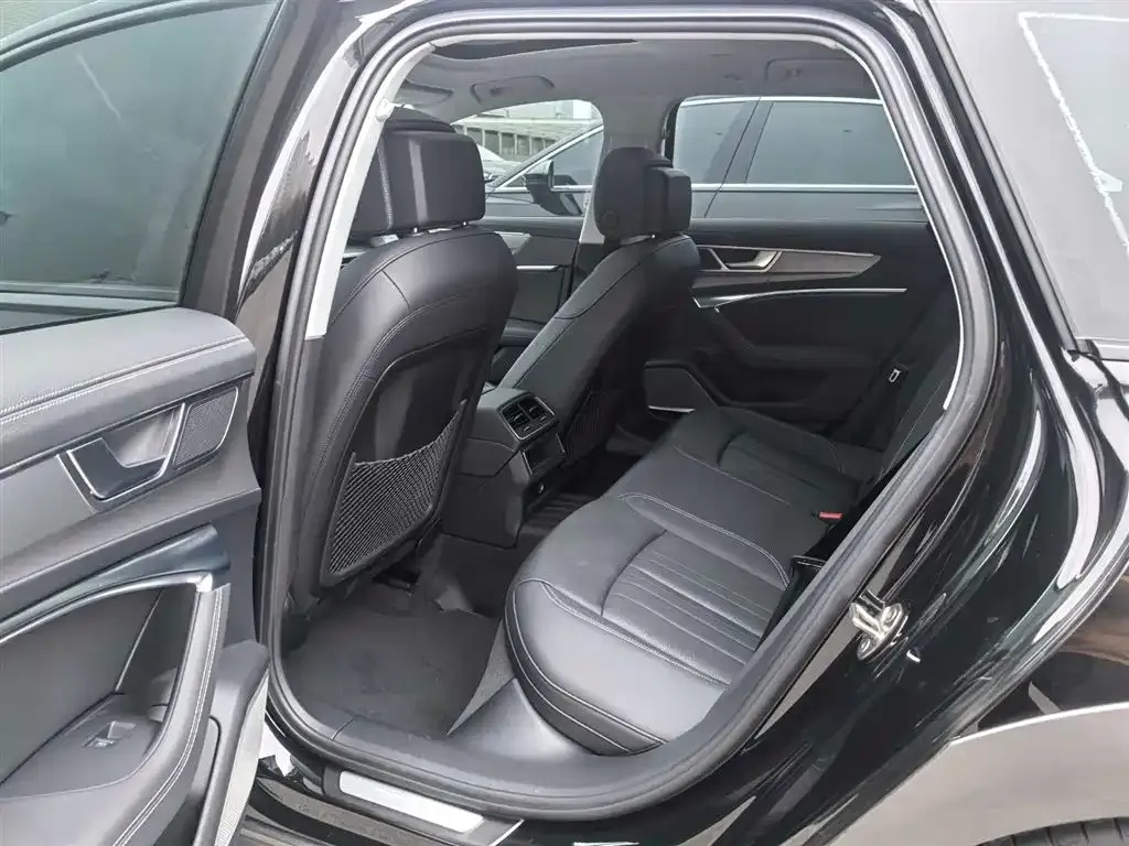 Audi A6 (Import) 2025 из CN, фото 4