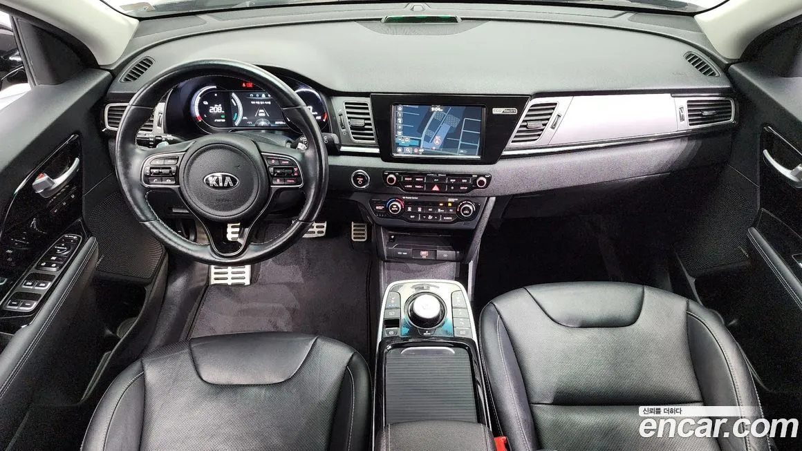 Kia Niro — фото 10