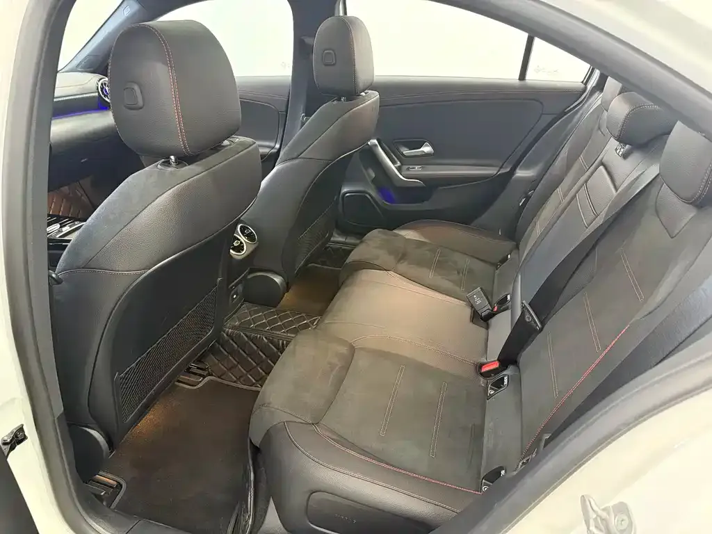 Mercedes-Benz A-Class 2024 из CN, фото 10