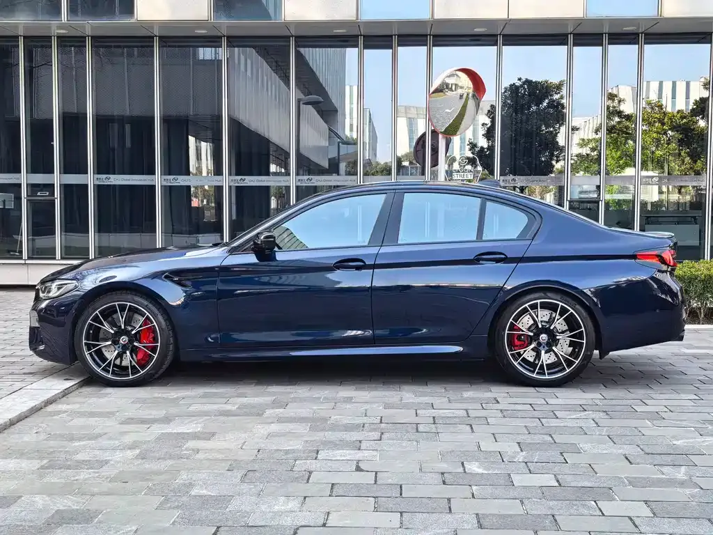 BMW M5 2023 из CN, фото 3