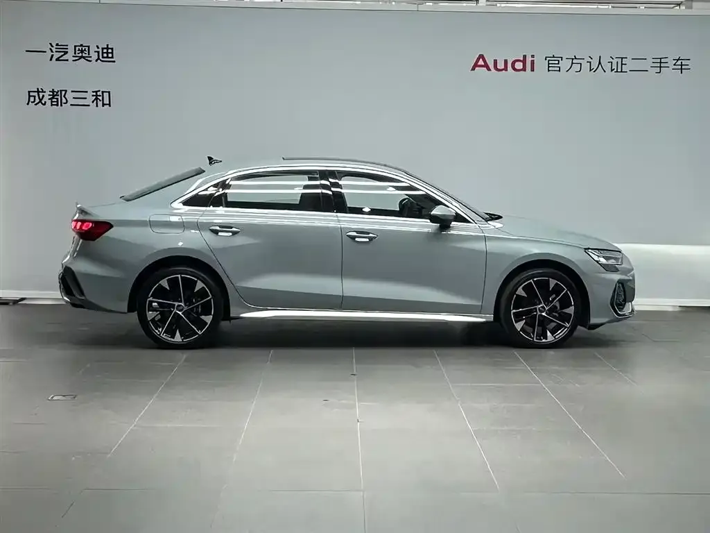 Audi A3 2024 из CN, фото 5