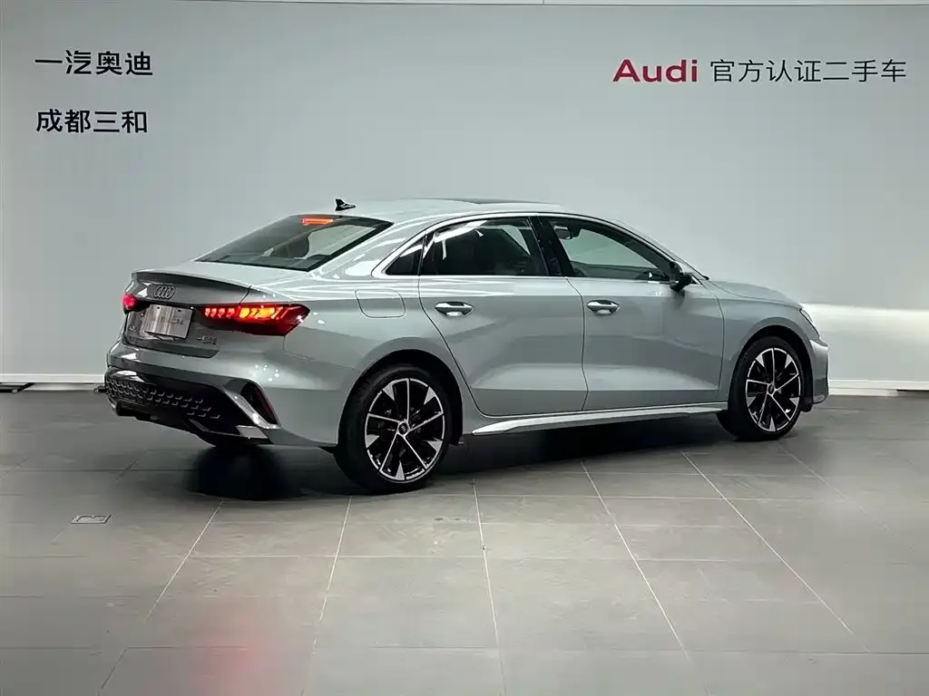 Audi A3 2024 из CN, фото 4