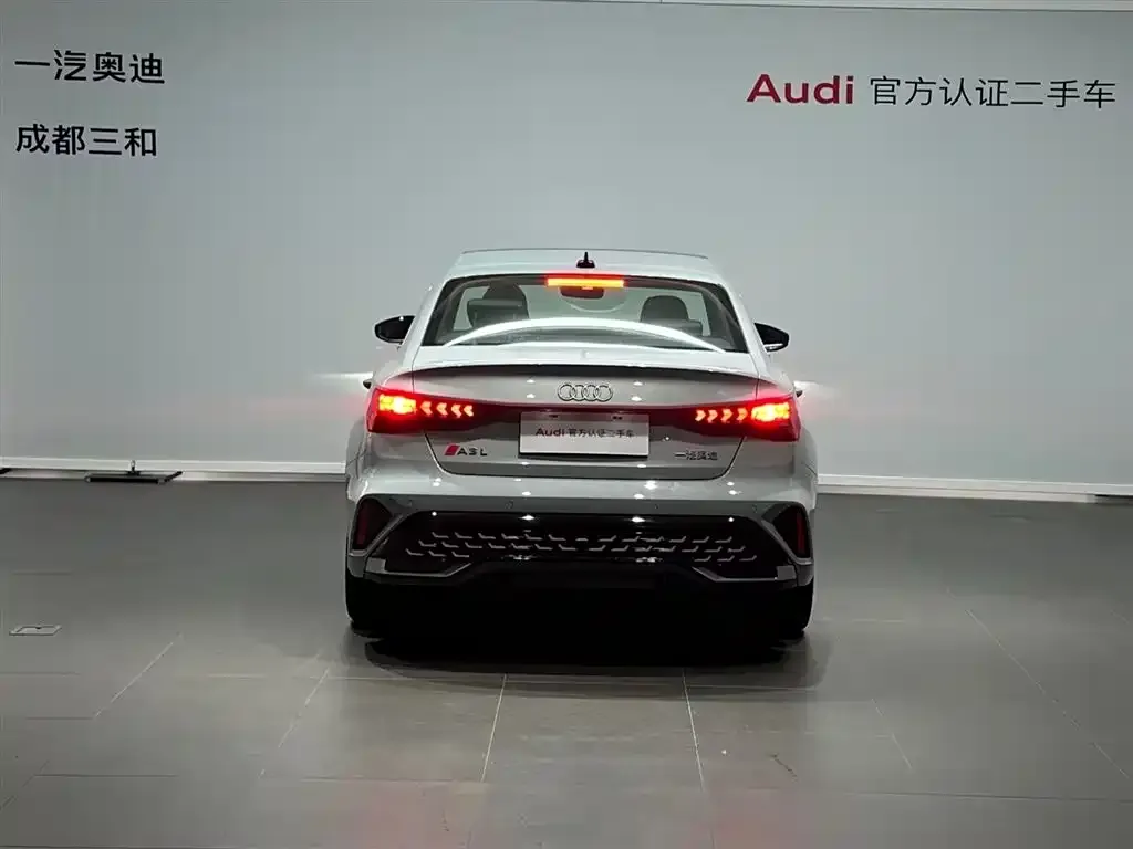Audi A3 2024 из CN, фото 3